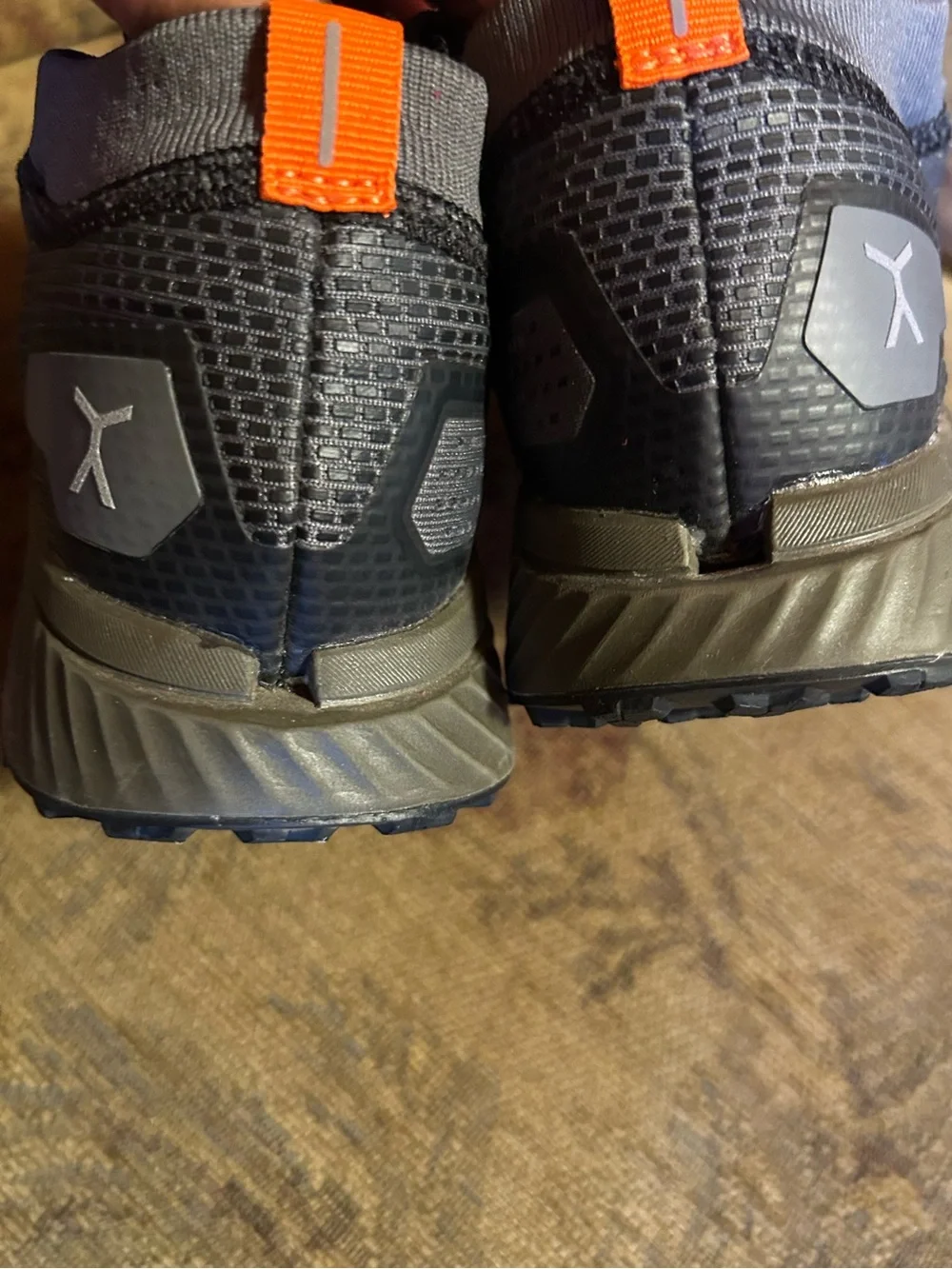 Flux Footwear Trail Runner in grey with orange accents UNISEX M 6.5 W 8